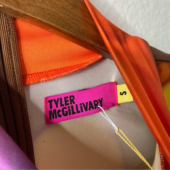 Colorful Abstract Long Sleeve Dress - Picture 5 of 11